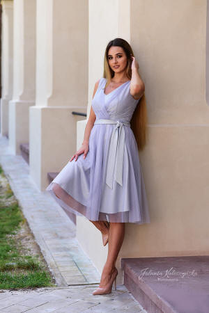 ملابس النساء والشباب بالجملة من شركة مصنعة في بولندا