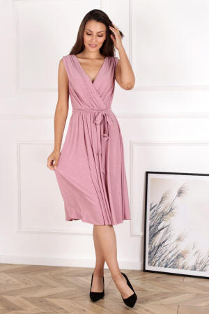 ملابس النساء والشباب بالجملة من شركة مصنعة في بولندا