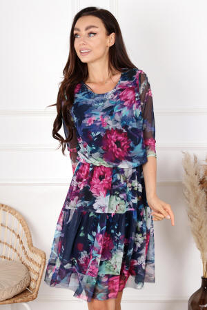 ملابس النساء والشباب بالجملة من شركة مصنعة في بولندا